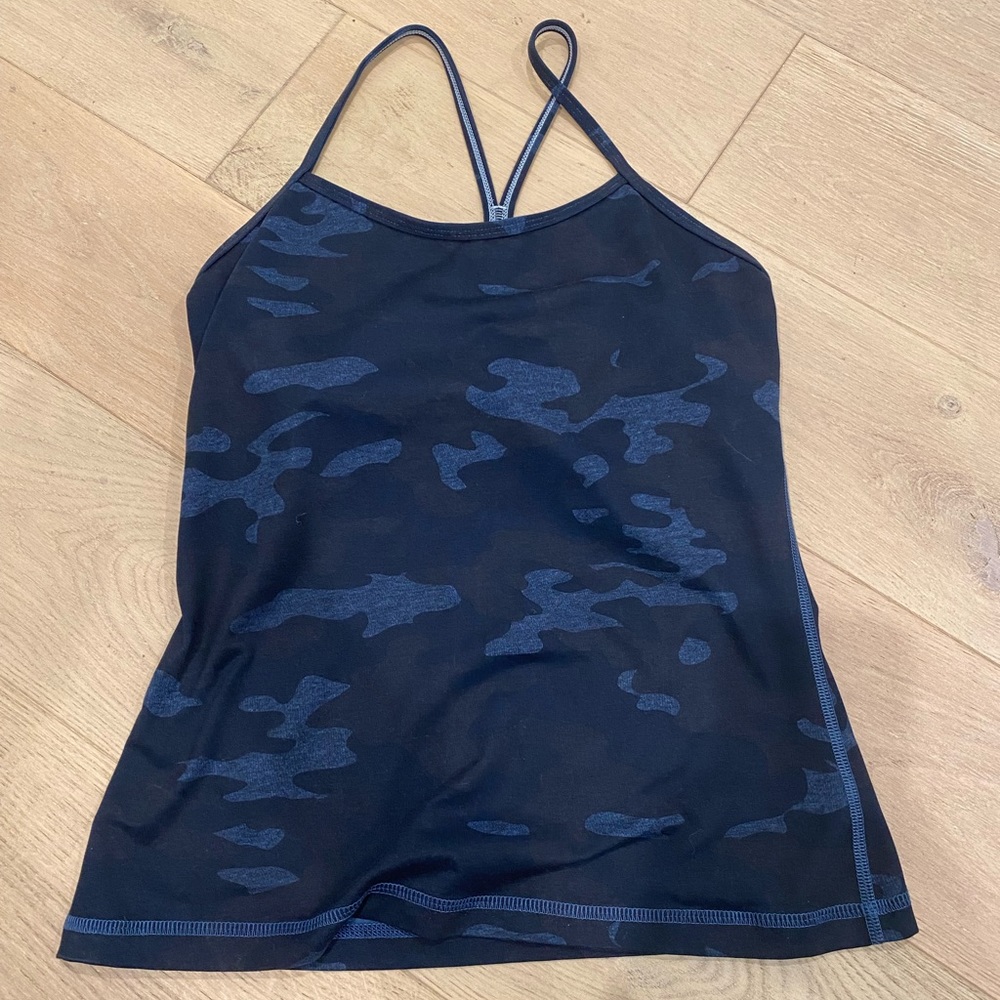 Lululemon tank top blue camo